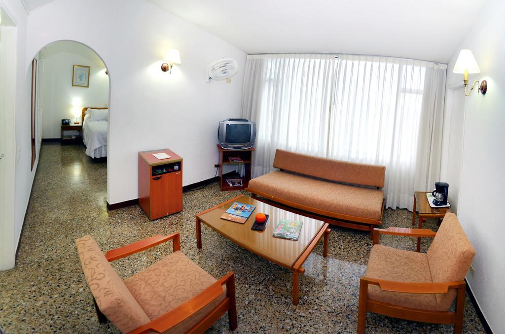 Hotel Villavicencio Plaza Dış mekan fotoğraf