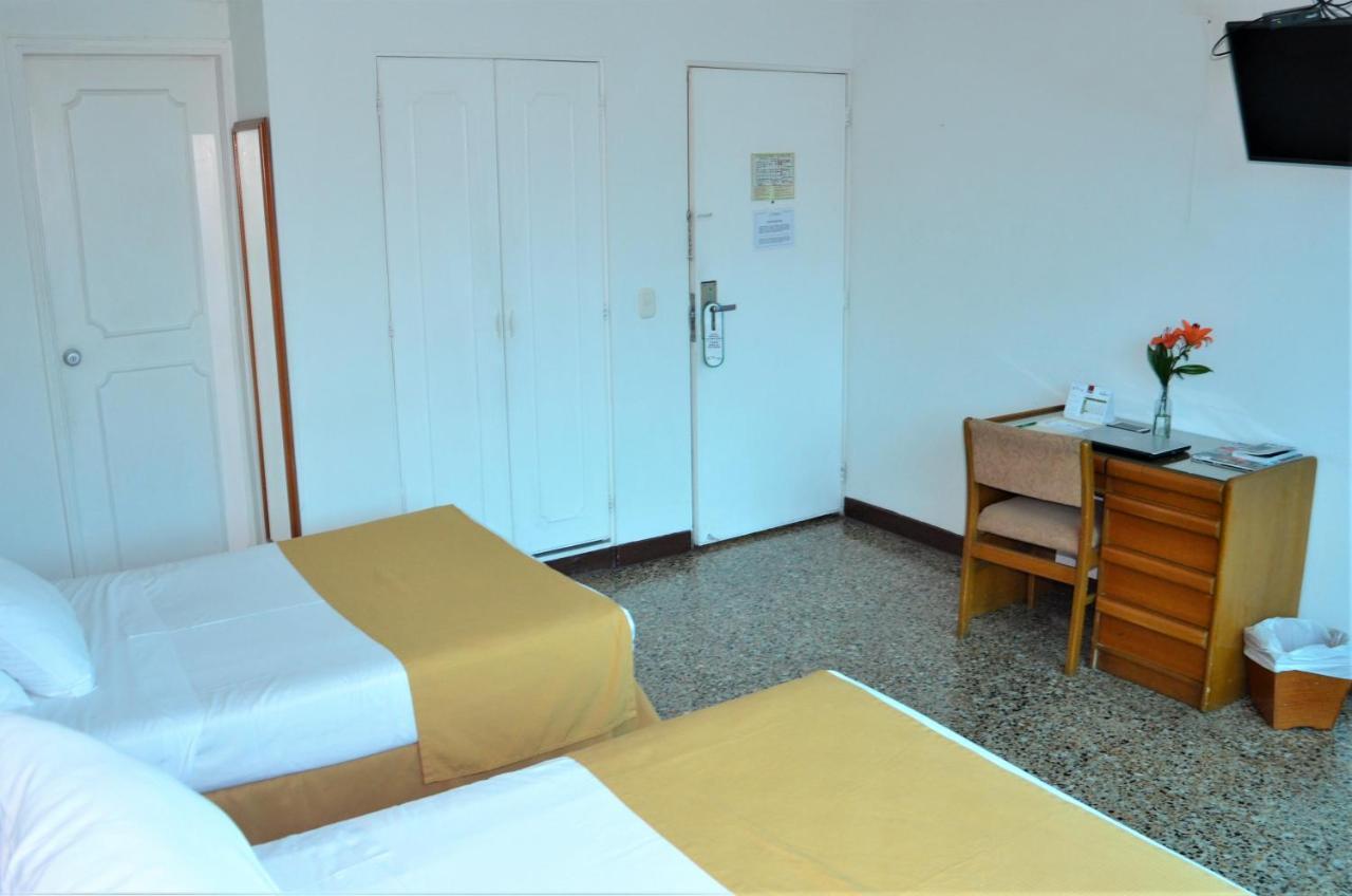 Hotel Villavicencio Plaza Dış mekan fotoğraf