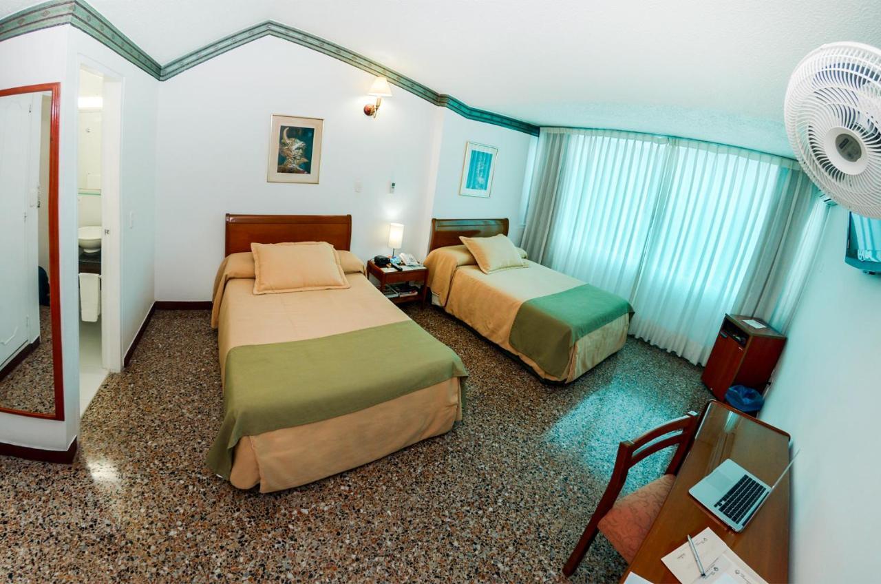 Hotel Villavicencio Plaza Dış mekan fotoğraf